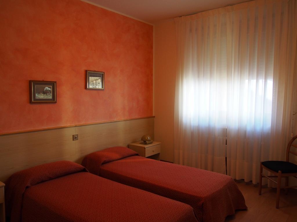 Hotel Belvedere Roana Quarto foto